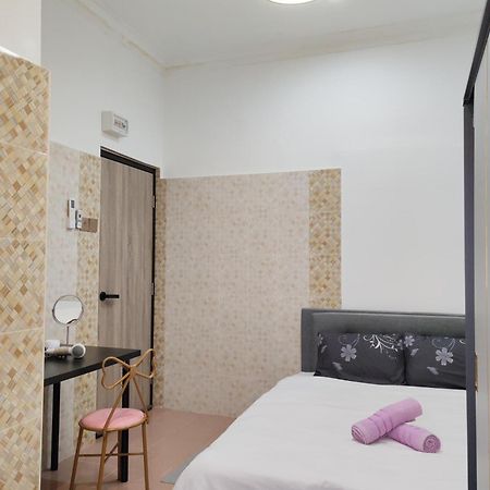 Queen Room Bukit Mertajam Alma Impian Dış mekan fotoğraf