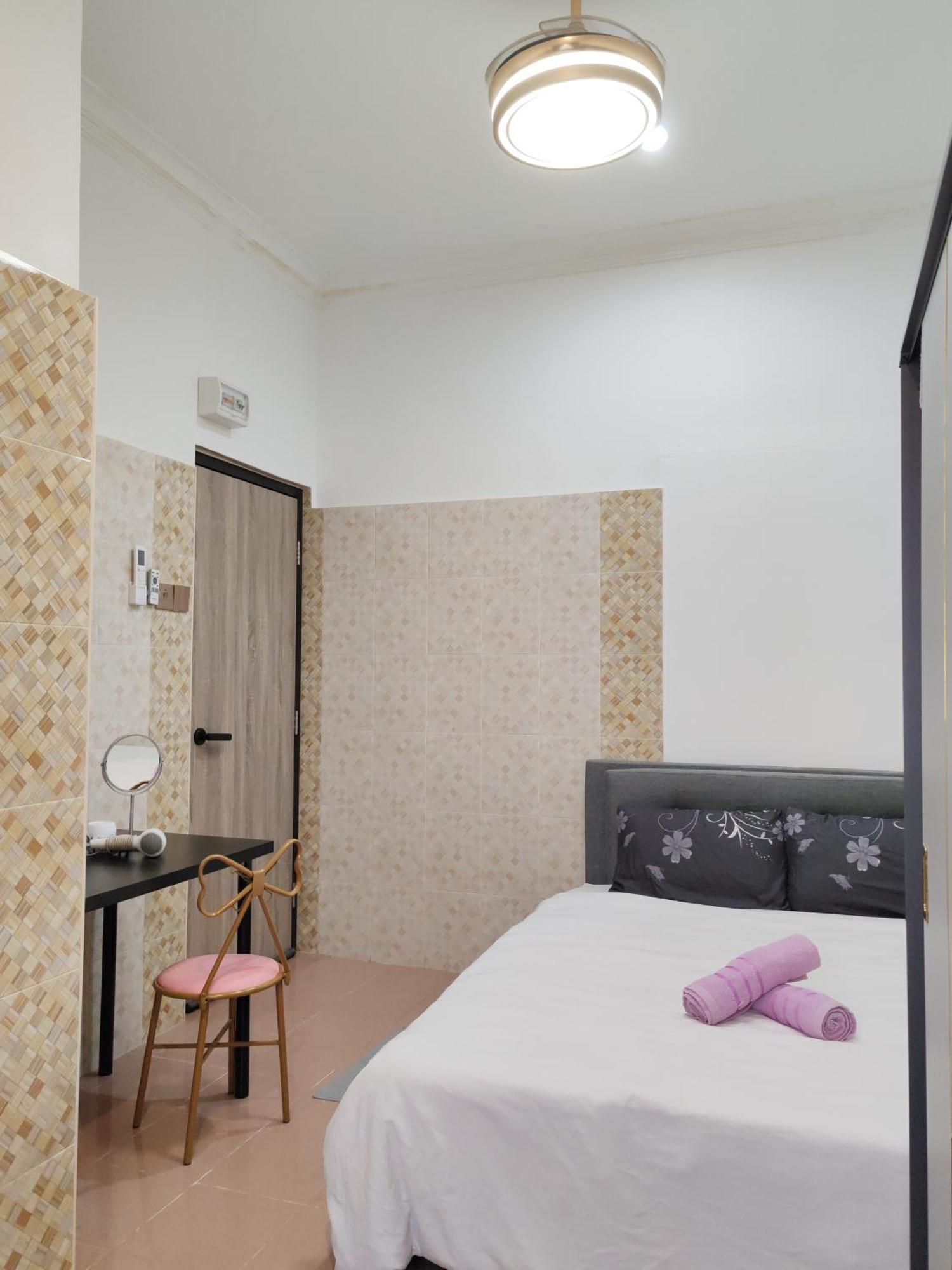 Queen Room Bukit Mertajam Alma Impian Dış mekan fotoğraf